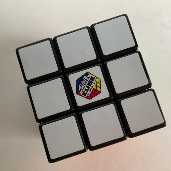 Rubik’s Cube - Picture 4 of 4